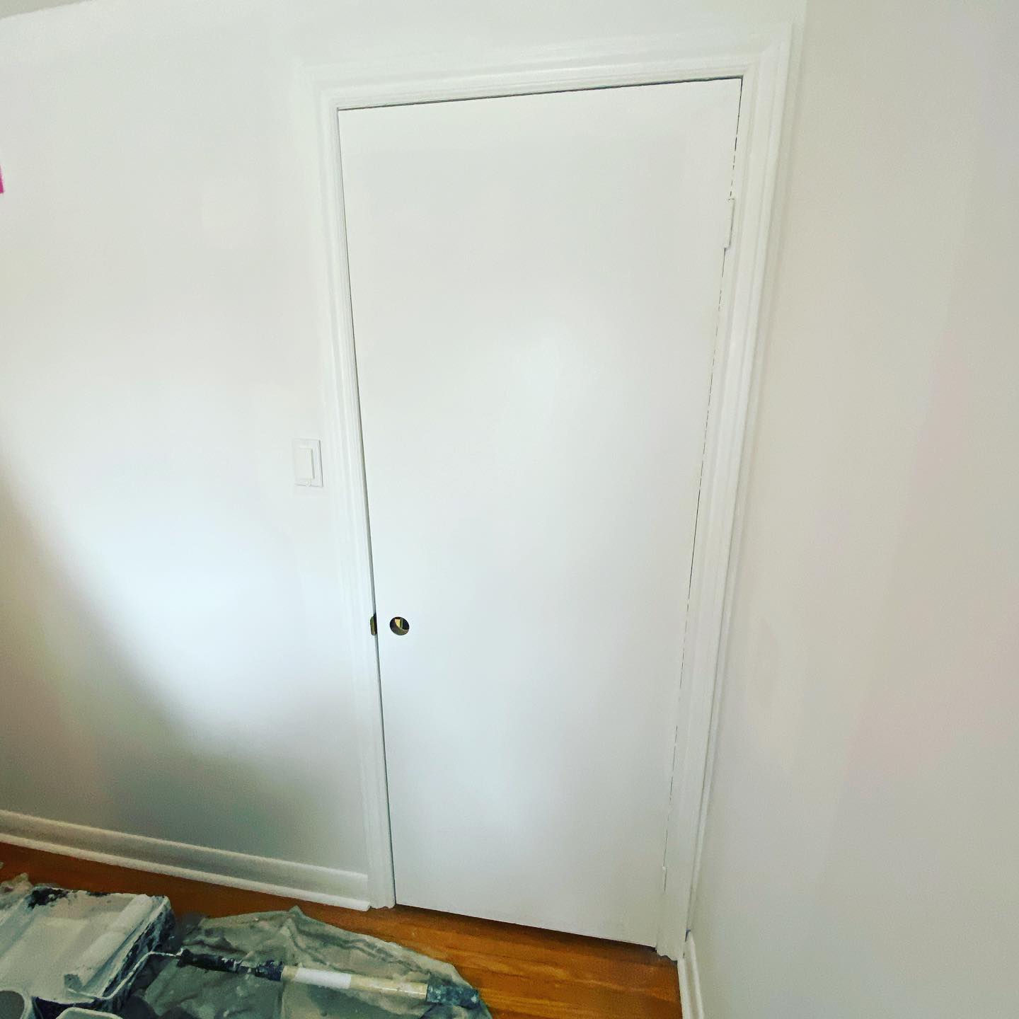 Interior door, after